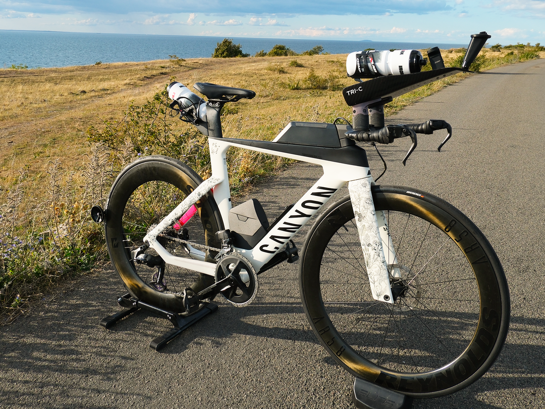 TRI-C Aero Carbon Cockpit