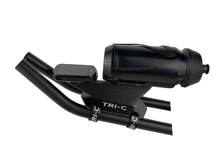 Compteur de vitesse BTA + rehausseur de bouteille sur plaque carbone Garmin